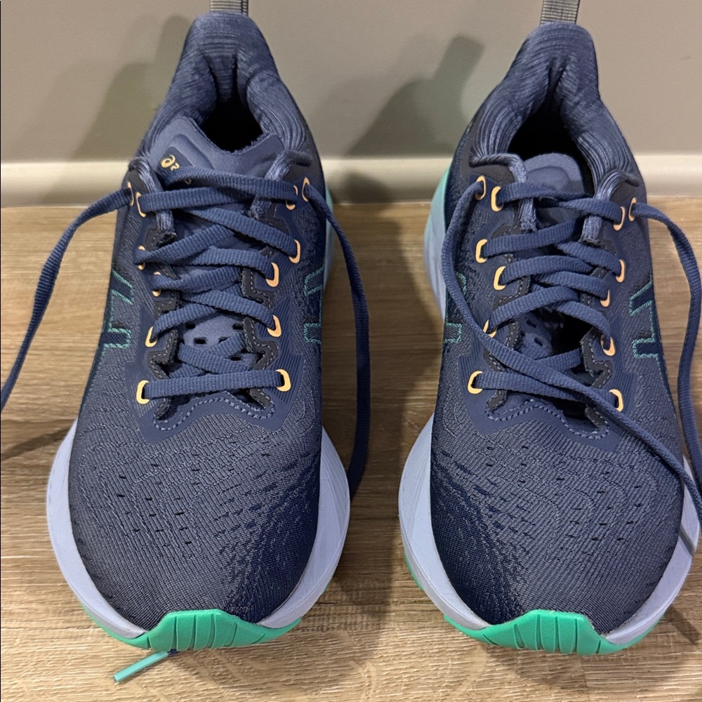 ASICS novablast 4 Navy and Teal Athletic Shoes